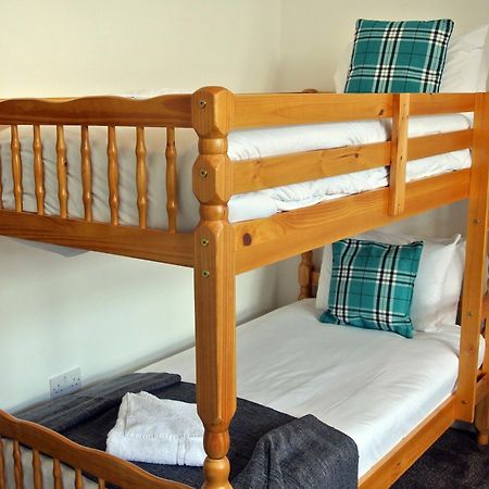 Approved Serviced Apartments Gorse Hill แมนเชสเตอร์ ภายนอก รูปภาพ
