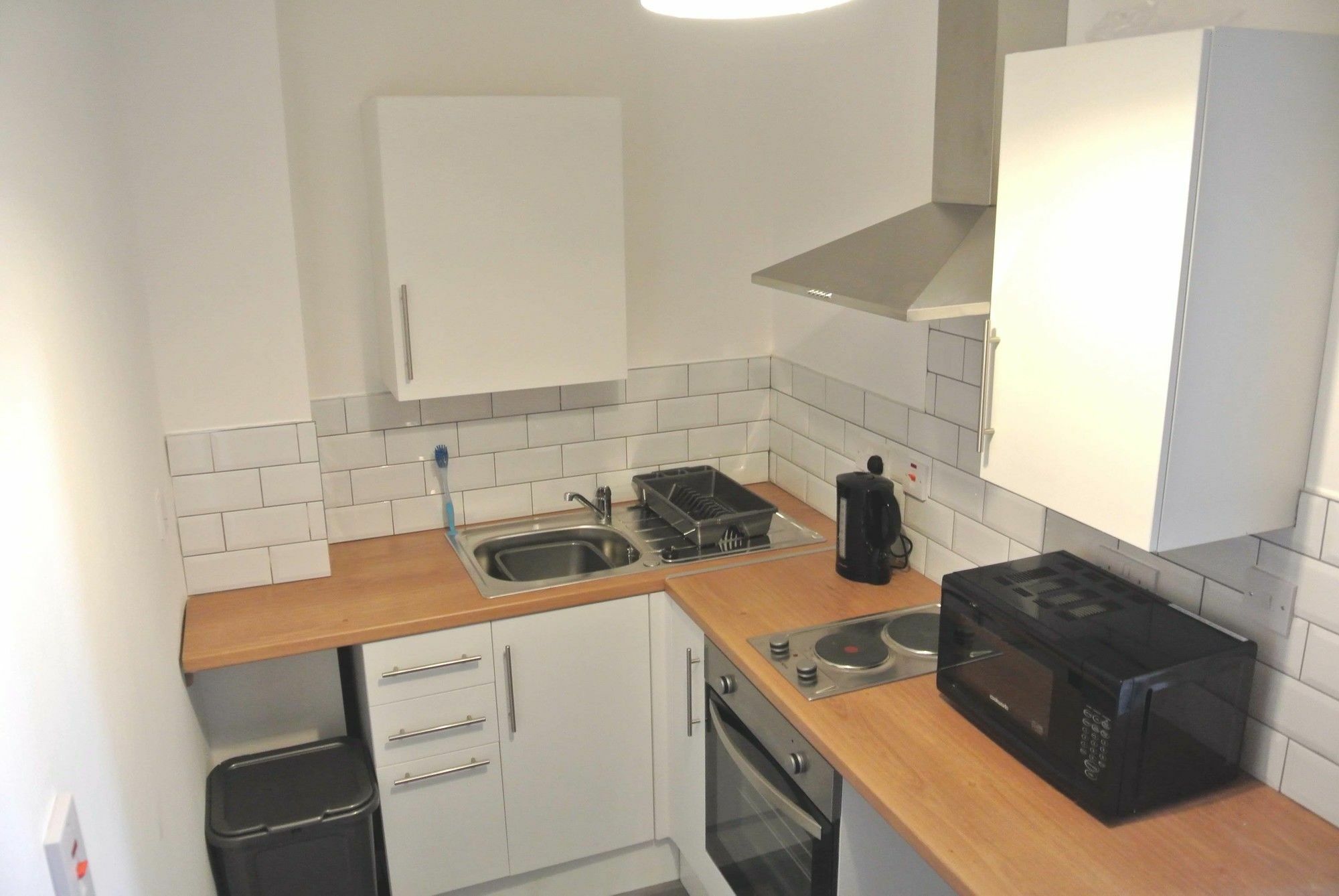 Approved Serviced Apartments Gorse Hill แมนเชสเตอร์ ภายนอก รูปภาพ