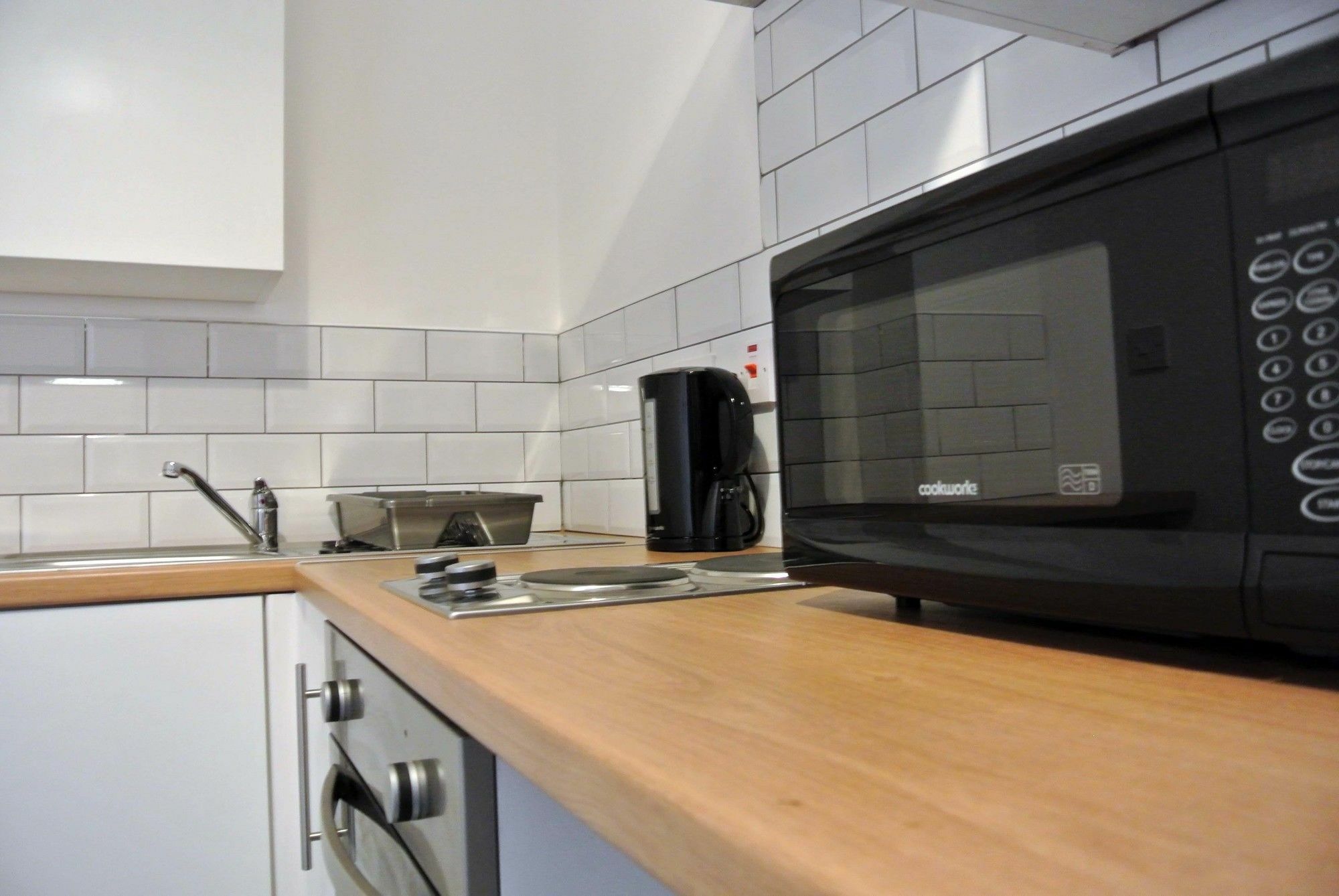 Approved Serviced Apartments Gorse Hill แมนเชสเตอร์ ภายนอก รูปภาพ
